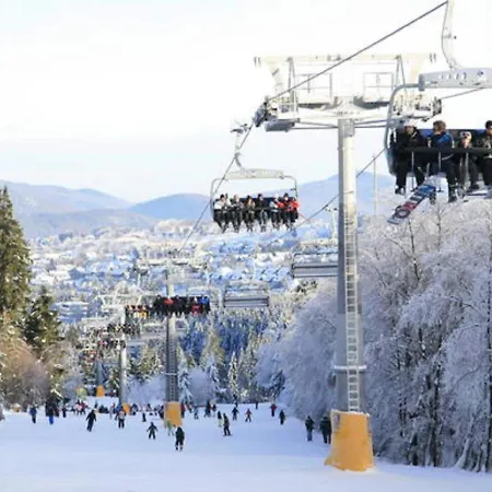 Beautiful In With Balcony Near Ski Lift *